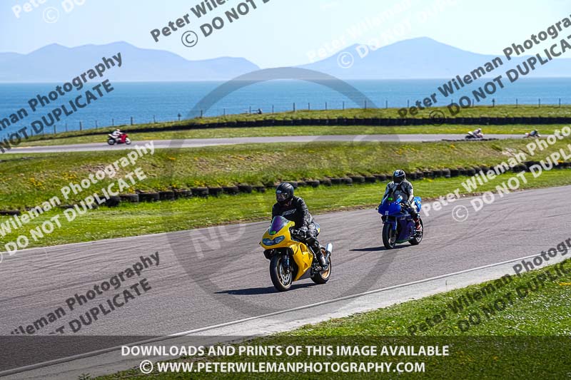 anglesey no limits trackday;anglesey photographs;anglesey trackday photographs;enduro digital images;event digital images;eventdigitalimages;no limits trackdays;peter wileman photography;racing digital images;trac mon;trackday digital images;trackday photos;ty croes